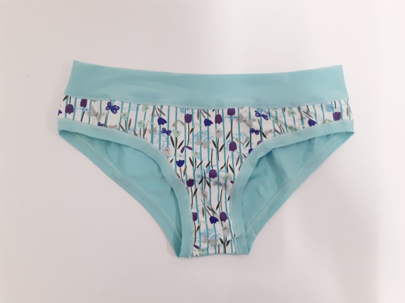 Lovelygirl dámské kalhotky 6765 tyrkysové | Vermali.cz